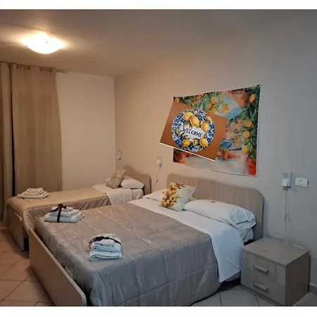 Le Lumie L' Antico Cortile Con Cucina Privata With Private Kitchen 3*