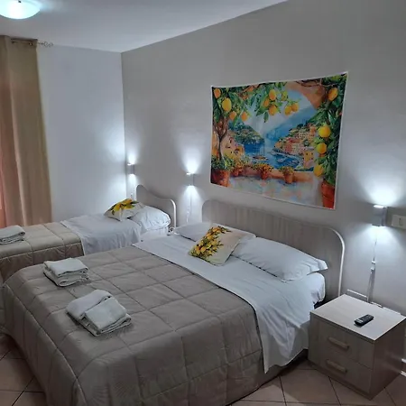 Le Lumie L' Antico Cortile Camere Con Cucina Privata With Private Kitchen