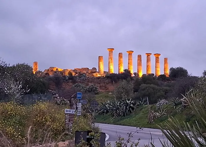 Le Lumìe L' antico Cortile Camere Con Cucina Privata With Private Kitchen Agrigento