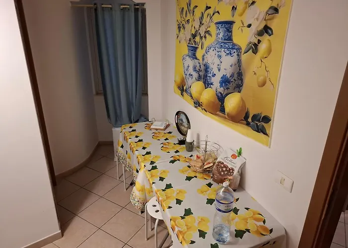 Bed & Breakfast Le Lumìe L' antico Cortile Camere Con Cucina Privata With Private Kitchen 3*