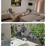 B&B Le Lumìe Il Cortiletto Del Centro Bed end Kitchen 3*