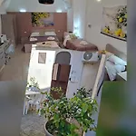 Le Lumie L' Antico Cortile Camere Con Cucina Privata With Private Kitchen Agrigento