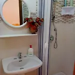 B&B Le Lumìe Il Cortiletto Del Centro Bed end Kitchen