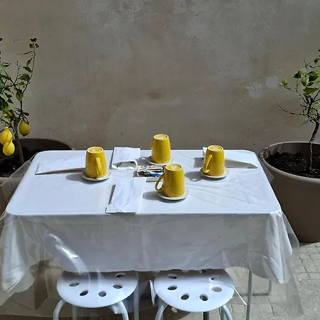 Le Lumie L' Antico Cortile Con Cucina Privata With Private Kitchen