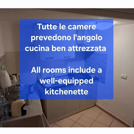 Le Lumie L' Antico Cortile Con Cucina Privata With Private Kitchen Bed & Breakfast