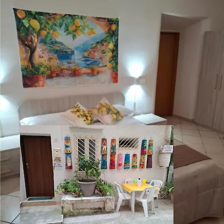 Le Lumie L' Antico Cortile Con Cucina Privata With Private Kitchen Couette-café