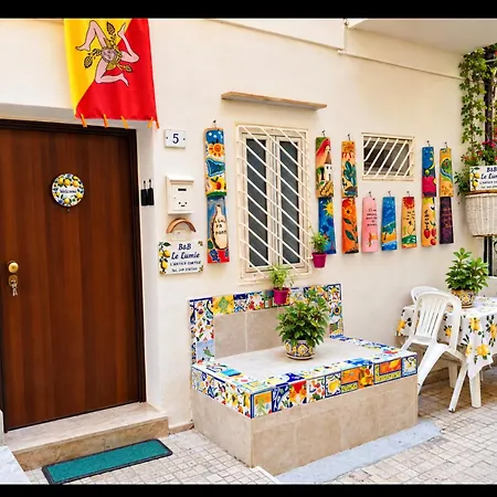 Le Lumie L' Antico Cortile Con Cucina Privata With Private Kitchen 住宿加早餐酒店 阿格里真托