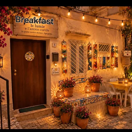 Le Lumie L' Antico Cortile Con Cucina Privata With Private Kitchen Agrigento