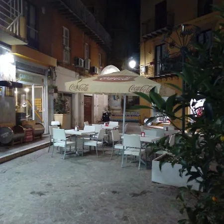 Le Lumie L' Antico Cortile Con Cucina Privata With Private Kitchen Bed & Breakfast Agrigento