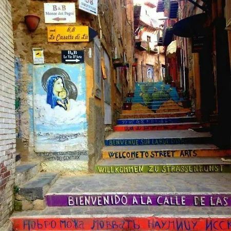 Le Lumie L' Antico Cortile Con Cucina Privata With Private Kitchen Bed and breakfast 3*