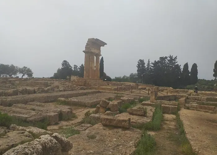 Le Lumie L' Antico Cortile Camere Con Cucina Privata With Private Kitchen Agrigento