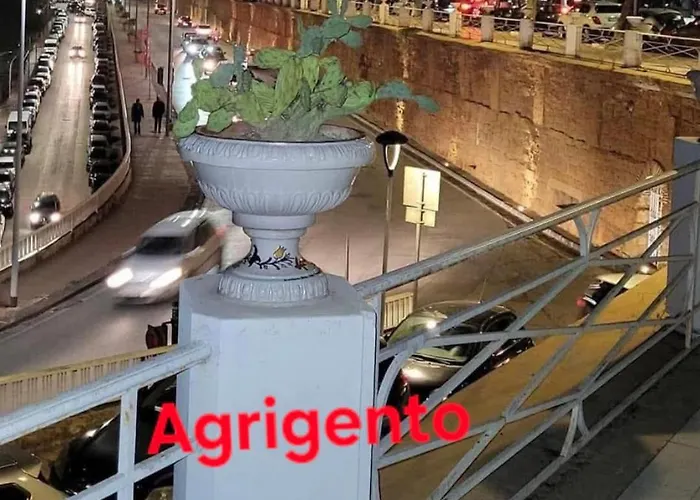 Le Lumie L' Antico Cortile Camere Con Cucina Privata With Private Kitchen 3* Agrigento