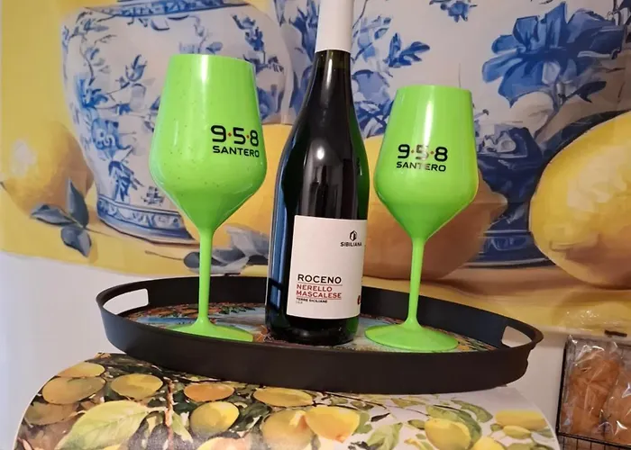 Le Lumie L' Antico Cortile Camere Con Cucina Privata With Private Kitchen 3* أغريجنتو